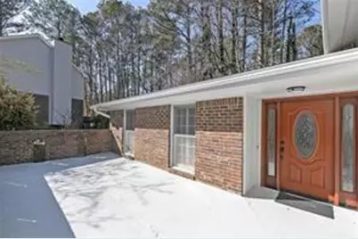 1038 Seven Springs Circle, Marietta, GA 30068 - Photo 5