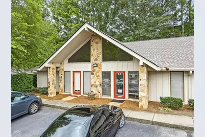 11285 Elkins Road #B3, Roswell, GA 30076 - Photo 9