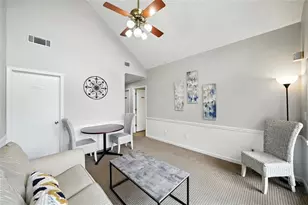 11285 Elkins Rd, Roswell, GA 30076 - Photo 17
