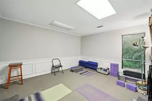 11285 Elkins Rd, Roswell, GA 30076 - Photo 19