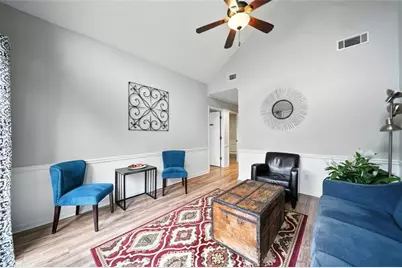 11285 Elkins Road #D2, Roswell, GA 30076 - Photo 31