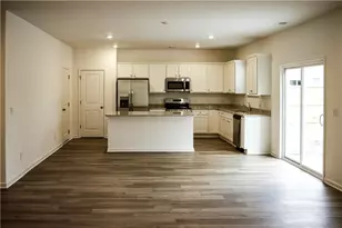 386 Red Dragon Dr, Jefferson, GA 30549 - Photo 11