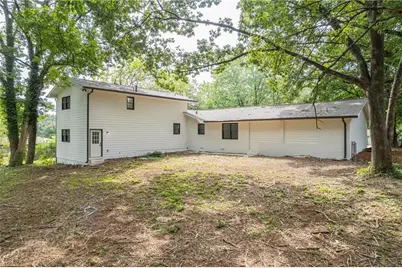 1586 Kings Road, Marietta, GA 30062 - Photo 5