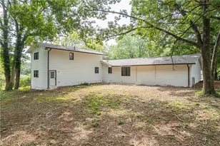 1586 Kings Rd, Marietta, GA 30062 - Photo 5