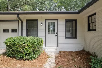 1586 Kings Road, Marietta, GA 30062 - Photo 9