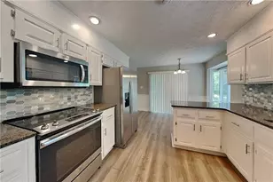 3218 Holly Mill Run, Marietta, GA 30062 - Photo 7