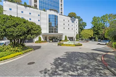 2828 Peachtree Road NE #802, Atlanta, GA 30305 - Photo 5