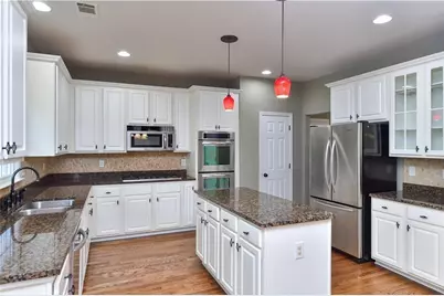 905 Lancaster Way, Atlanta, GA 30328 - Photo 7