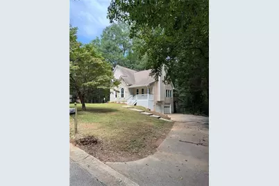 620 Gregory Manor Drive SW, Smyrna, GA 30082 - Photo 3