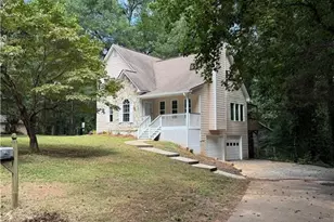 620 Gregory Manor Dr SW, Smyrna, GA 30082 - Photo 3