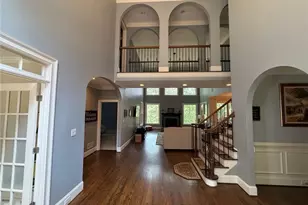 8350 Jacobs Ridge Ln, Cumming, GA 30028 - Photo 5