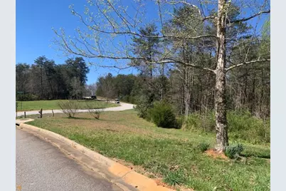 240 Woodmont Drive, Cornelia, GA 30531 - Photo 7