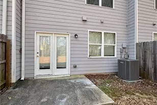 6410 Kennonbriar Ct, Lithonia, GA 30058 - Photo 11