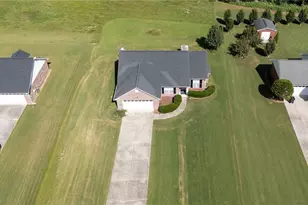 130 Brookstone Dr SW, Calhoun, GA 30701 - Photo 5