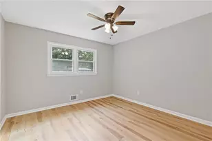 237 Sandra Dr NW, Lilburn, GA 30047 - Photo 23