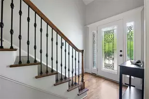 1213 Club Walk Dr NE, Brookhaven, GA 30319 - Photo 3