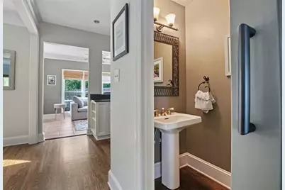 1213 Club Walk Drive NE, Brookhaven, GA 30319 - Photo 5