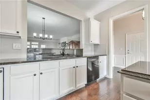 6484 Lantern Ridge, Hoschton, GA 30548 - Photo 9