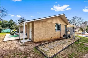 1646 Flicker Rd, Jonesboro, GA 30238 - Photo 5