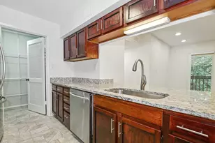 217 Tuxworth Cir, Decatur, GA 30033 - Photo 7