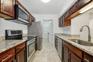 217 Tuxworth Cir, Decatur, GA 30033 - Photo 5