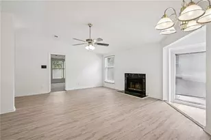 4263 Parkview Ct, Stone Mountain, GA 30083 - Photo 7