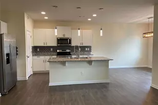 78 Rapps Ave, Pendergrass, GA 30567 - Photo 5