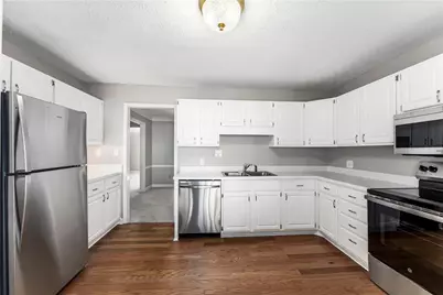 6 Sycamore Station, Decatur, GA 30030 - Photo 1