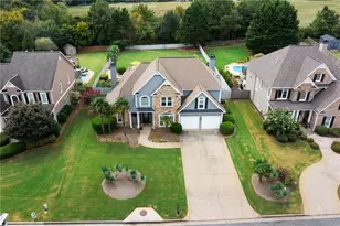 820 Nob Ridge Dr, Marietta, GA 30064 - Photo 3