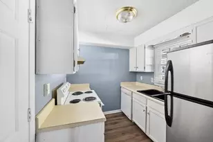 1016 Old Holcomb Bridge Rd, Roswell, GA 30076 - Photo 5