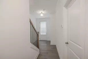 6595 Beacon Dr, Atlanta, GA 30328 - Photo 5