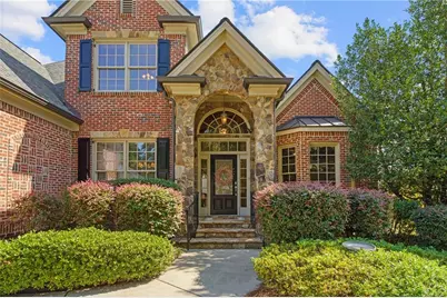 306 Vinings Walk, Gainesville, GA 30501 - Photo 3