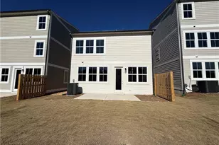 935 Crestmanor Dr, Marietta, GA 30008 - Photo 19