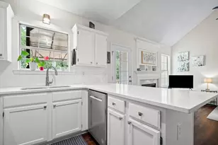 101 Laguna Springs Dr, Woodstock, GA 30188 - Photo 13