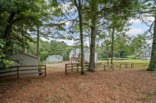 101 Laguna Springs Dr, Woodstock, GA 30188 - Photo 31