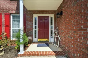 2000 Spicers Ln, Woodstock, GA 30189 - Photo 5