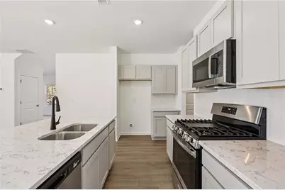 5365 Heron Bay Boulevard, Locust Grove, GA 30248 - Photo 13