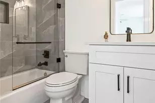 748 Olde Towne Ln, Marietta, GA 30068 - Photo 15