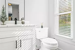 748 Olde Towne Ln, Marietta, GA 30068 - Photo 9