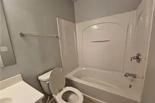 2139 Meadow Peak Rd, Duluth, GA 30097 - Photo 17