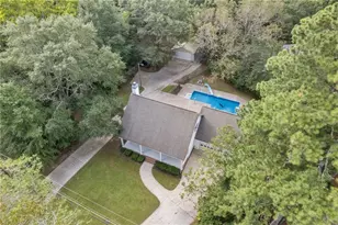 229 Covington St, Loganville, GA 30052 - Photo 3