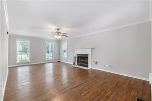 229 Covington St, Loganville, GA 30052 - Photo 9