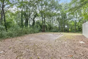 229 Covington St, Loganville, GA 30052 - Photo 39