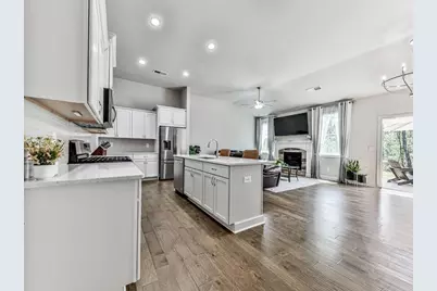 397 Lakeside Court, Canton, GA 30114 - Photo 5