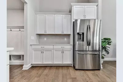 397 Lakeside Court, Canton, GA 30114 - Photo 9