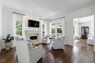 4526 Peachtree Dunwoody Rd, Atlanta, GA 30342 - Photo 21