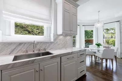 4526 Peachtree Dunwoody Road, Atlanta, GA 30342 - Photo 27