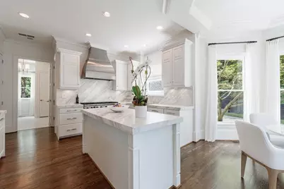 4526 Peachtree Dunwoody Road, Atlanta, GA 30342 - Photo 23