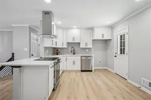 1349 Heather Cir, Riverdale, GA 30296 - Photo 7