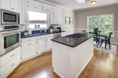 2059 Howell Mill Road NW, Atlanta, GA 30318 - Photo 7